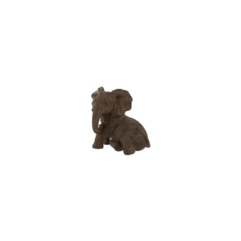 Elefante Africano Sotto L'albero Immagine Stock - Immagine di mangi