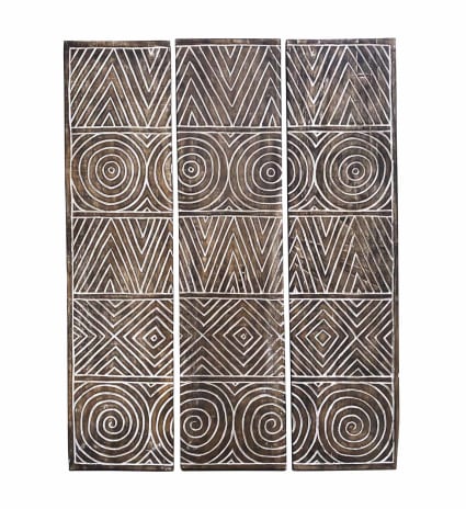 Lot-Art | Trois panneaux décoratifs en bois sculpté et doré