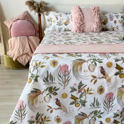 Set Di Lenzuola Alpes Blanc Summer Flower, 100% Cotone, 57 Fili/cm² – Sfondo Bianco Con Fiori Verdi E Gialli – Varie Misure