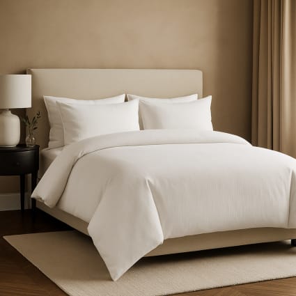Couette blanche 220x240 cm toutes saisons 400 gr/m² Made in France - Housse De Rêve