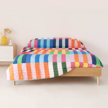 Colcha Multicolor Ambesonne - Disponible En Tres Tamaños - Estampado Frontal, Reverso Blanco Liso