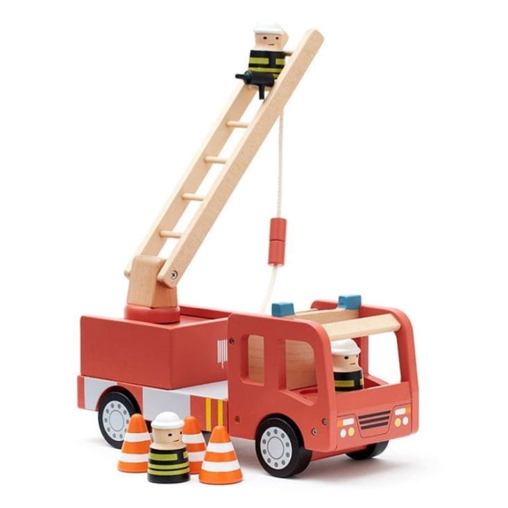 Porteur camion de pompiers en bois - Made in Bébé