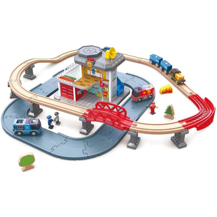 Circuit train en Bois - Secours - Hape Toys