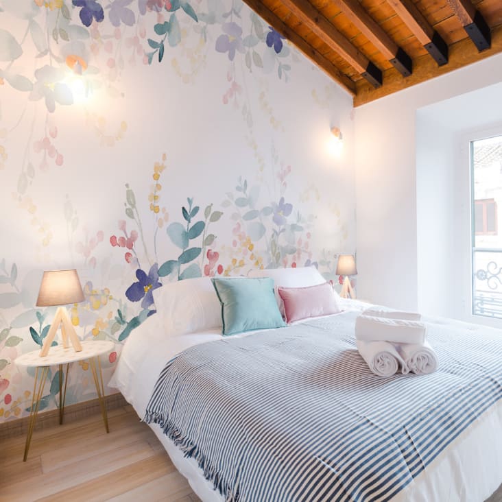 5 Papeles Pintados muy primaverales para tu dormitorio y cabezal de cama