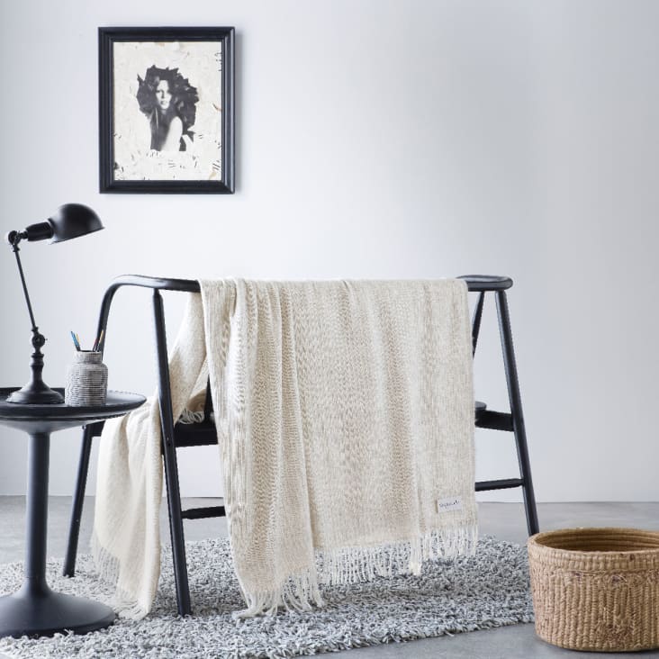 Plaid Flanelle Beige Lin Motif En Relief 180 X 230 Cm - Plaid