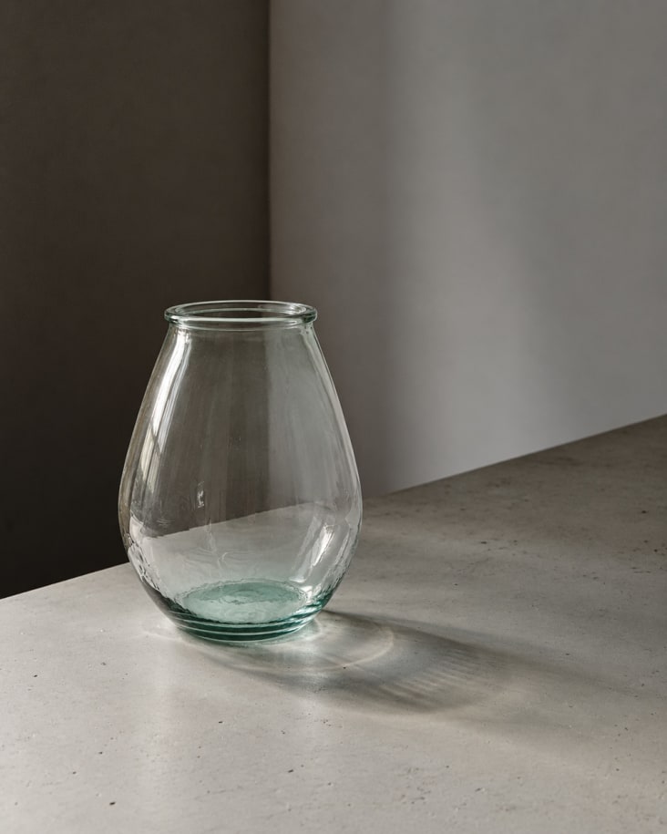 Vase En Verre Recyclé Style Méditerranéen - Forme Lisse Irrégulière - Couleur Bleu Marine - Décoration Maison Artisanale - 3