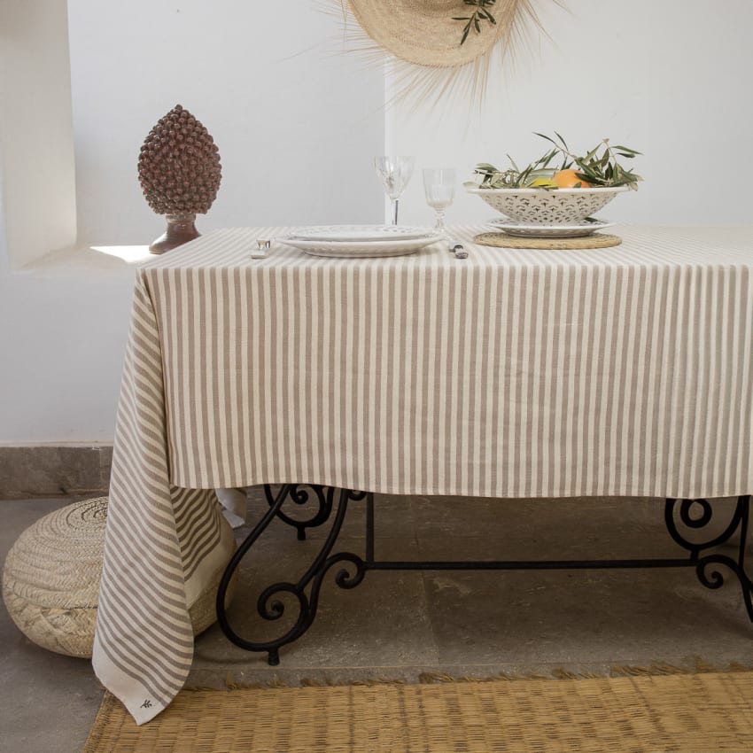 Laurentmortreux Tovaglia Rotonda In Poliestere, 180 Cm Di Diametro, Colore Tortora, Lavabile In Lavatrice A 40°C