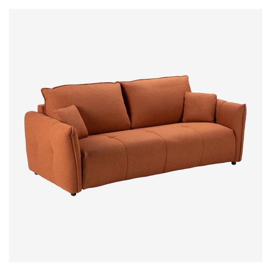 Canapé Boston trois places en tissu terracotta, vue de profil trois quarts montrant sa profondeur et hauteur.
