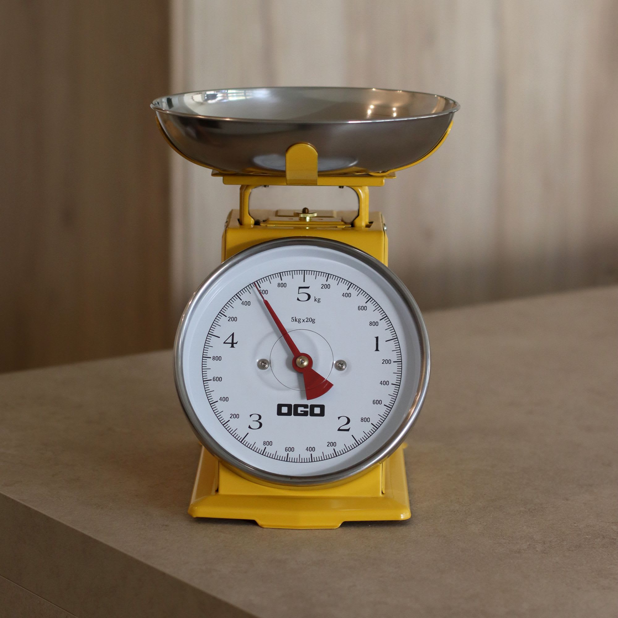 Balance de cuisine mécanique en inox jaune 5kg/20g BAL