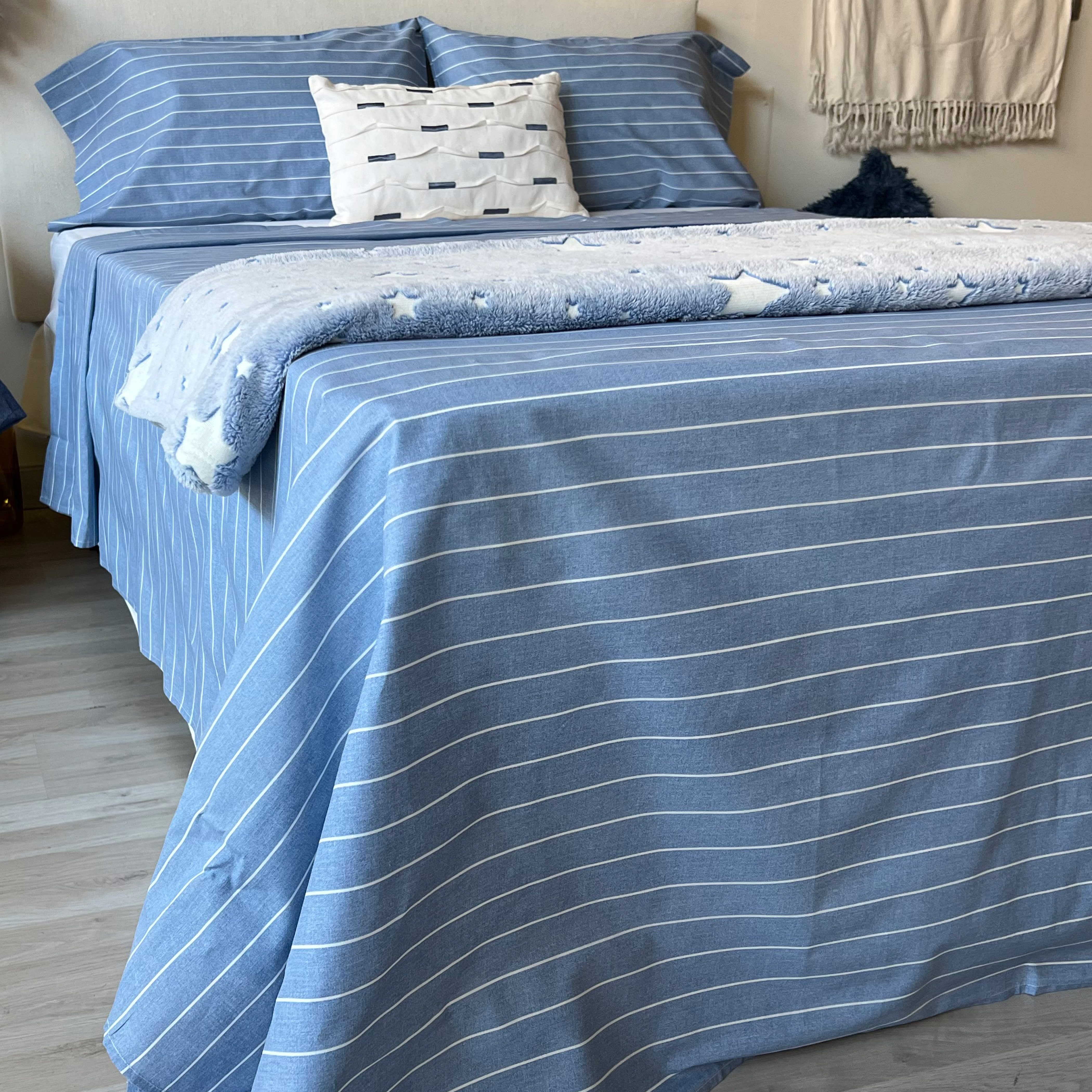 Juego de sábanas franela 100% algodón, 2 fundas de almohada 50x80, sábana  encimera 240x280 cm y sábana bajera 180x200+23 cm, rayas azules