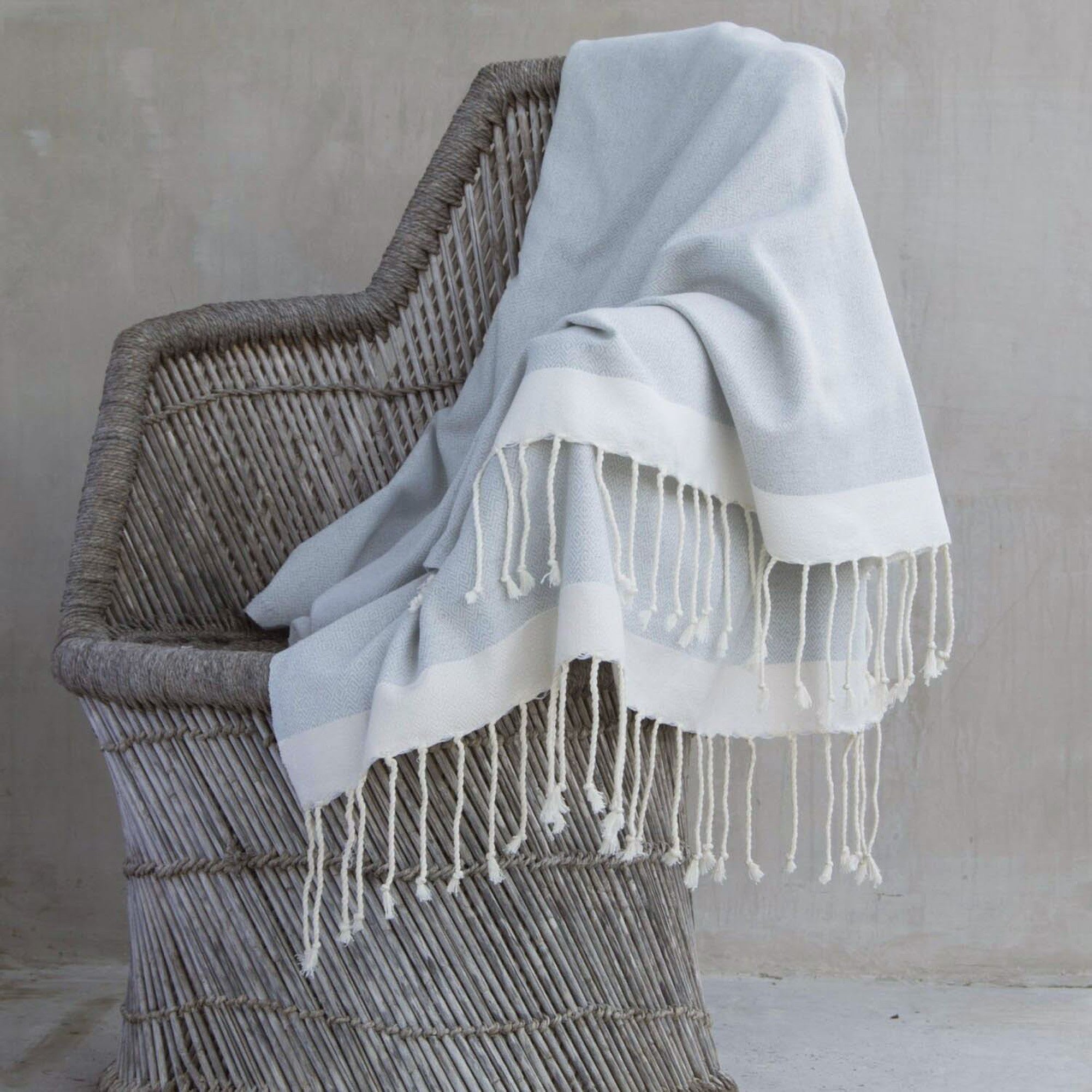 Plaid 130x170 gris perle / écru Plaid 130x170 gris perle / écru