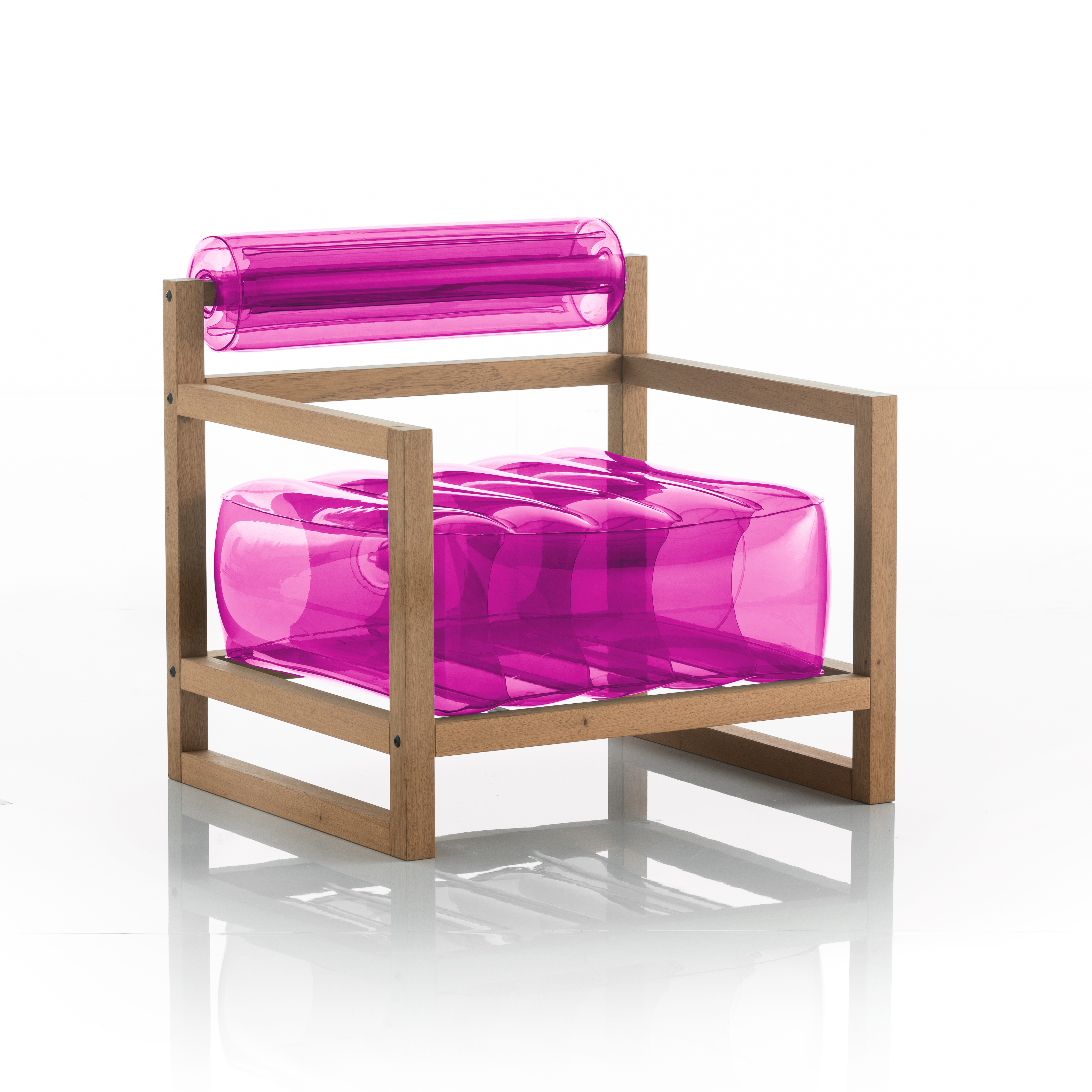 Fauteuil rouge opaque cadre bois