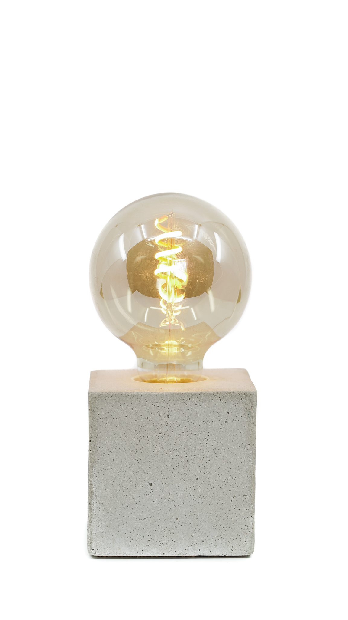 Lampe cube en béton beige fabrication artisanale
