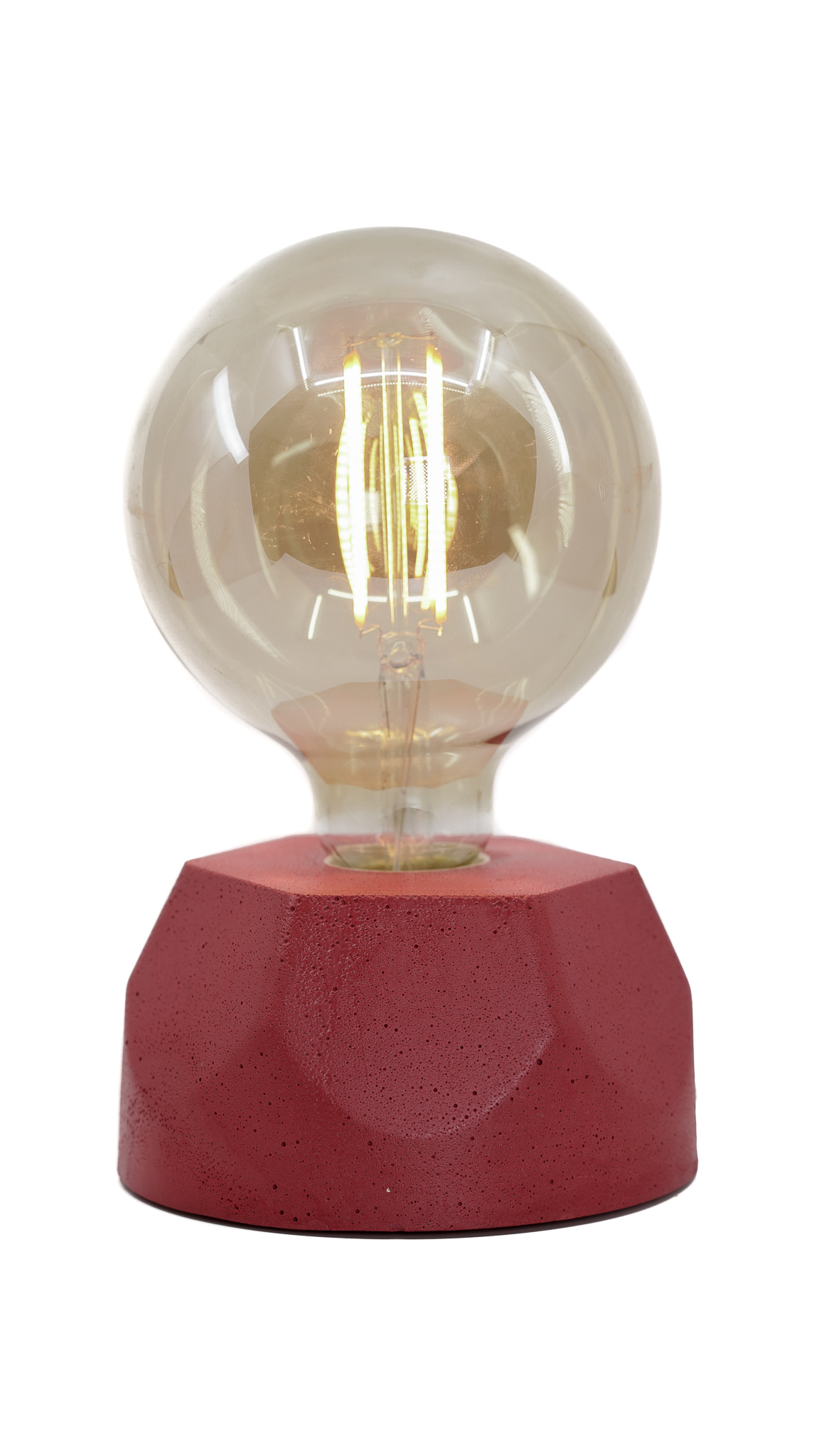 Lampe hexagone en béton rouge fabrication artisanale