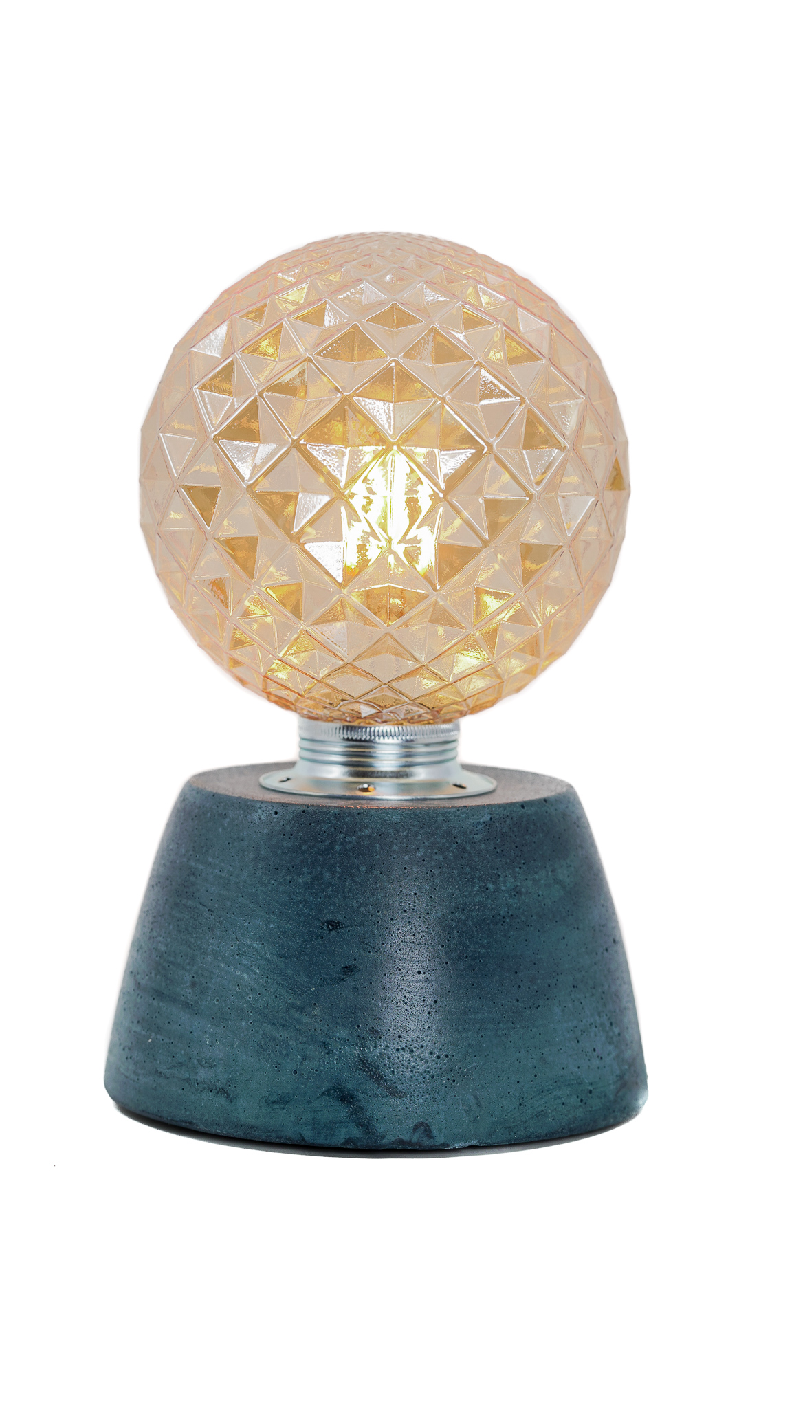 Lampe dôme diamant béton bleu pétrole fabrication artisanale Lampe dôme diamant béton bleu pétrole fabrication artisanale