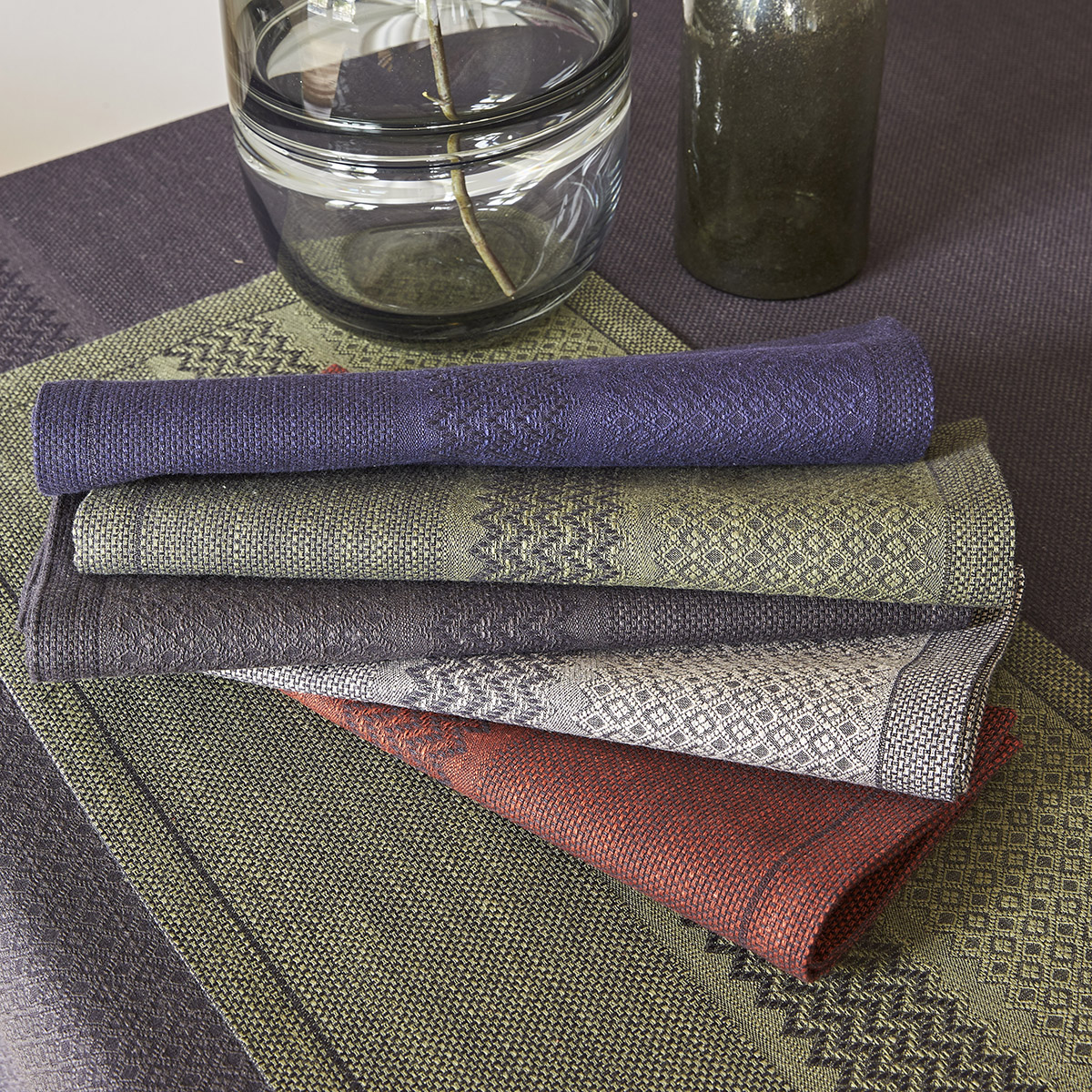 Serviette de table en 100% coton multi 50x30 (photo) Serviette de table en 100% coton multi 50x30