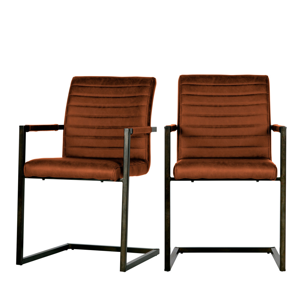 2 chaises avec accoudoirs en simili cognac (photo) 2 chaises avec accoudoirs en simili cognac