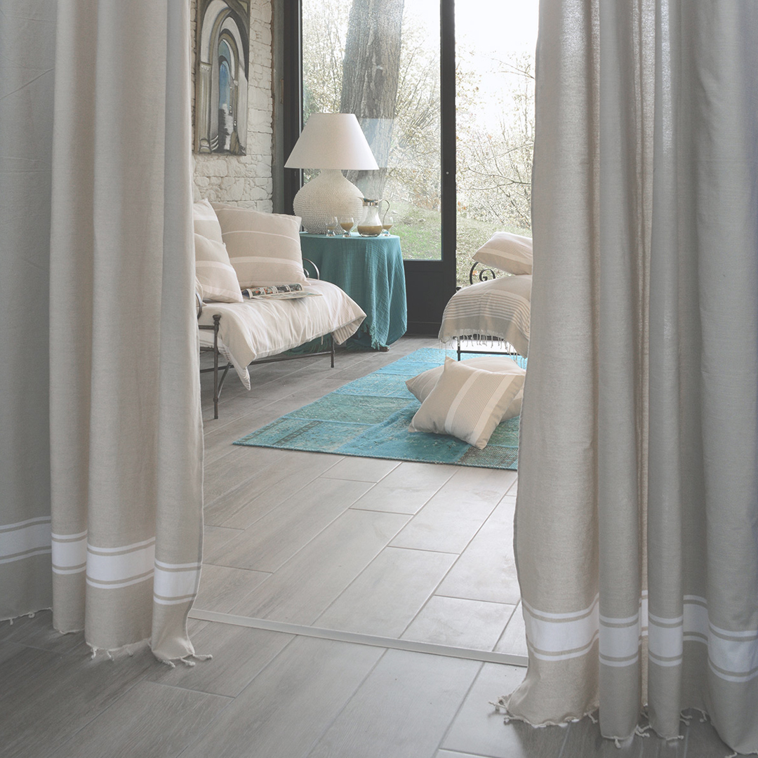 CASABLANCA - Rideau ajustable coton écru et blanc 140 x 210 à 240 CASABLANCA - Rideau ajustable coton écru et blanc 140 x 210 à 240