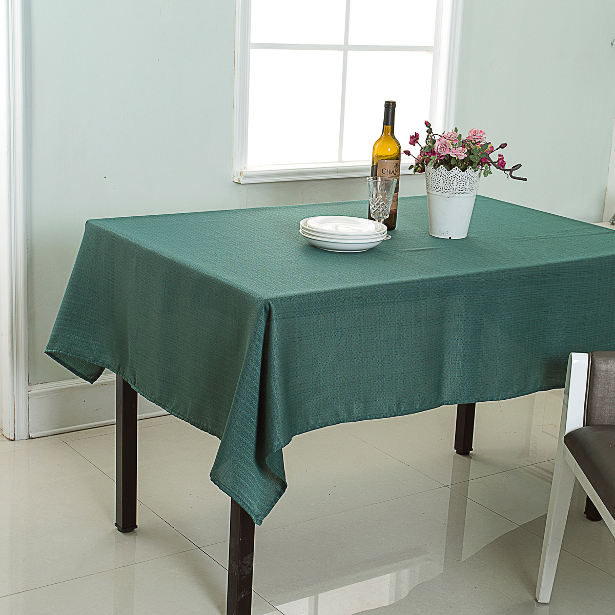 Nappe anti-taches polyester vert 240x140 Nappe anti-taches polyester vert 240x140