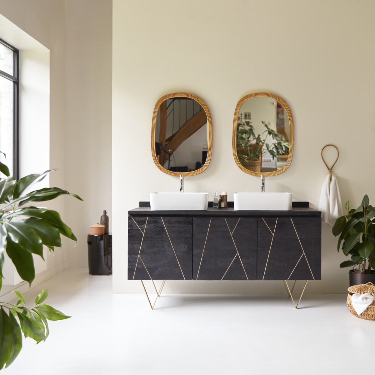 Meuble salle de bain en manguier massif 155