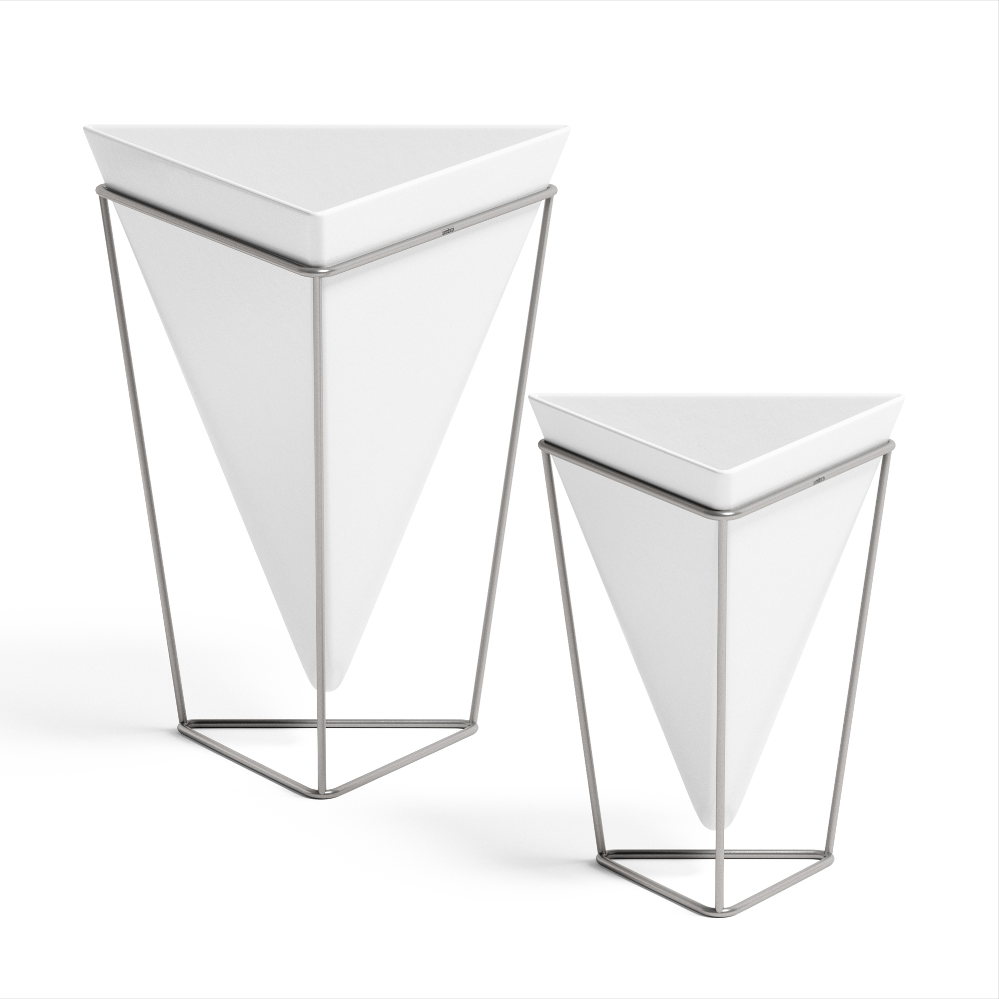 lot 2 pots de fleurs ass. à poser, céramique blanc et nickel (photo) lot 2 pots de fleurs ass. à poser, céramique blanc et nickel