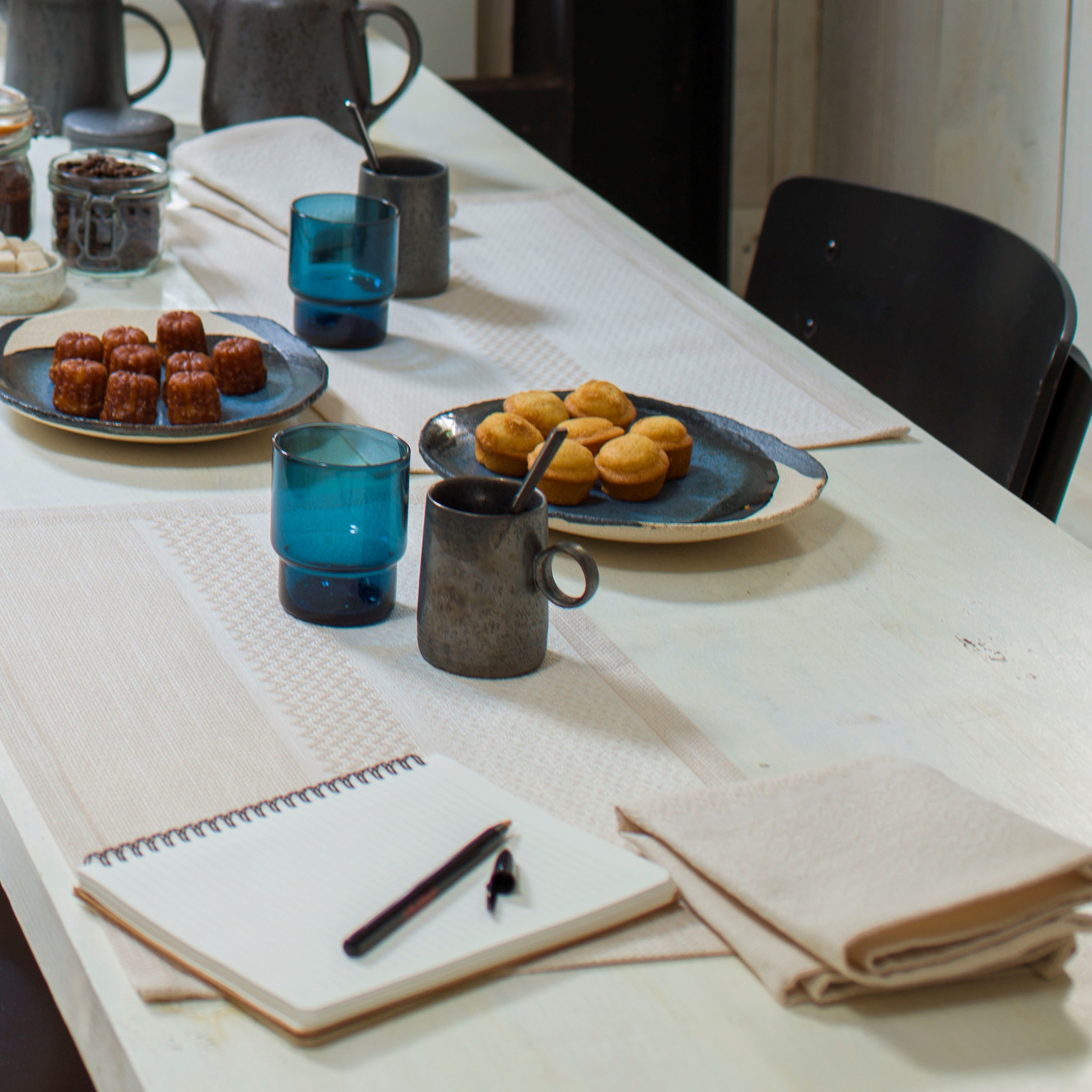 Serviette de table en 100% coton beige 47x47 (photo) Serviette de table en 100% coton beige 47x47