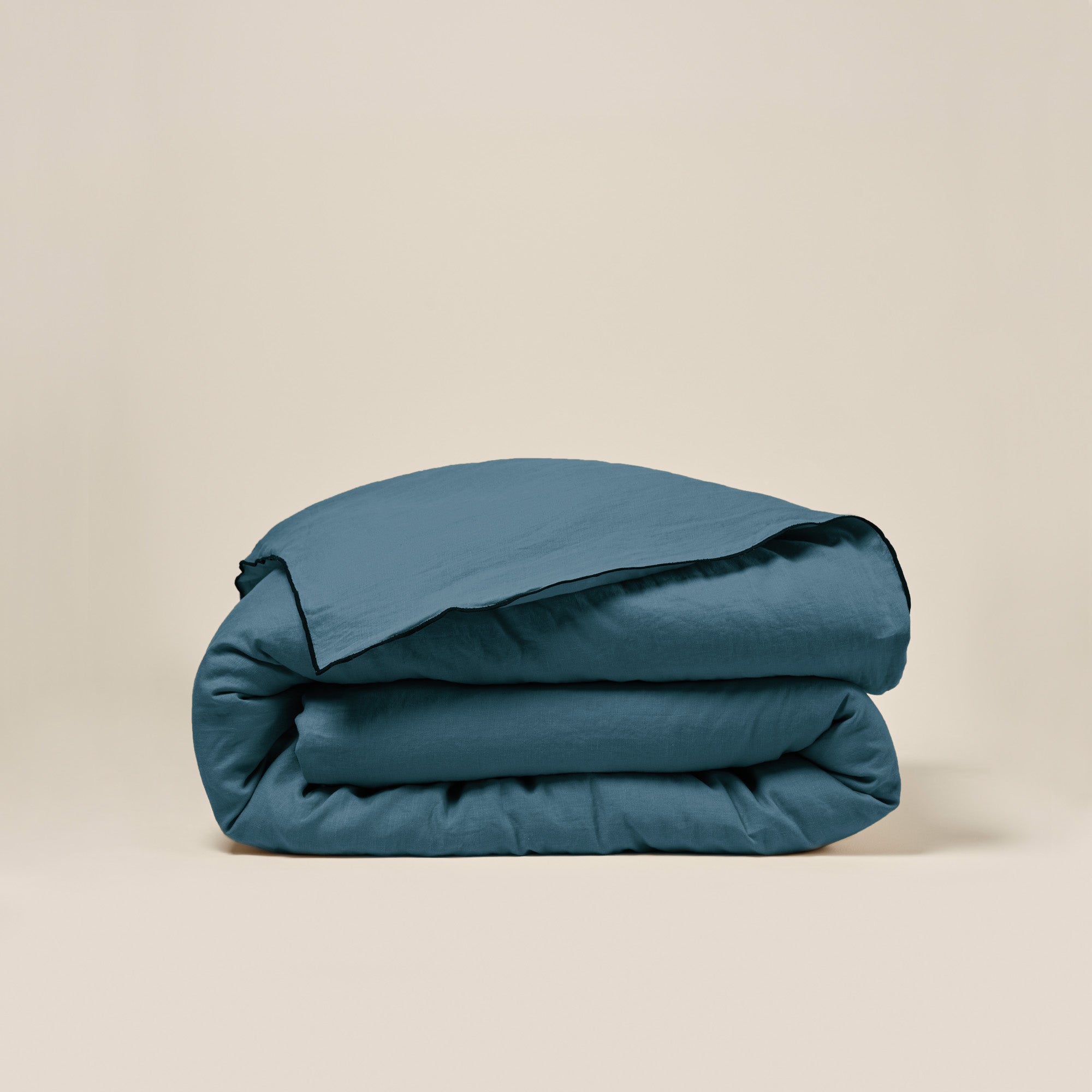 Housse de couette 140x200 cm Bleu vert et bourdon noir (photo) Housse de couette 140x200 cm Bleu vert et bourdon noir
