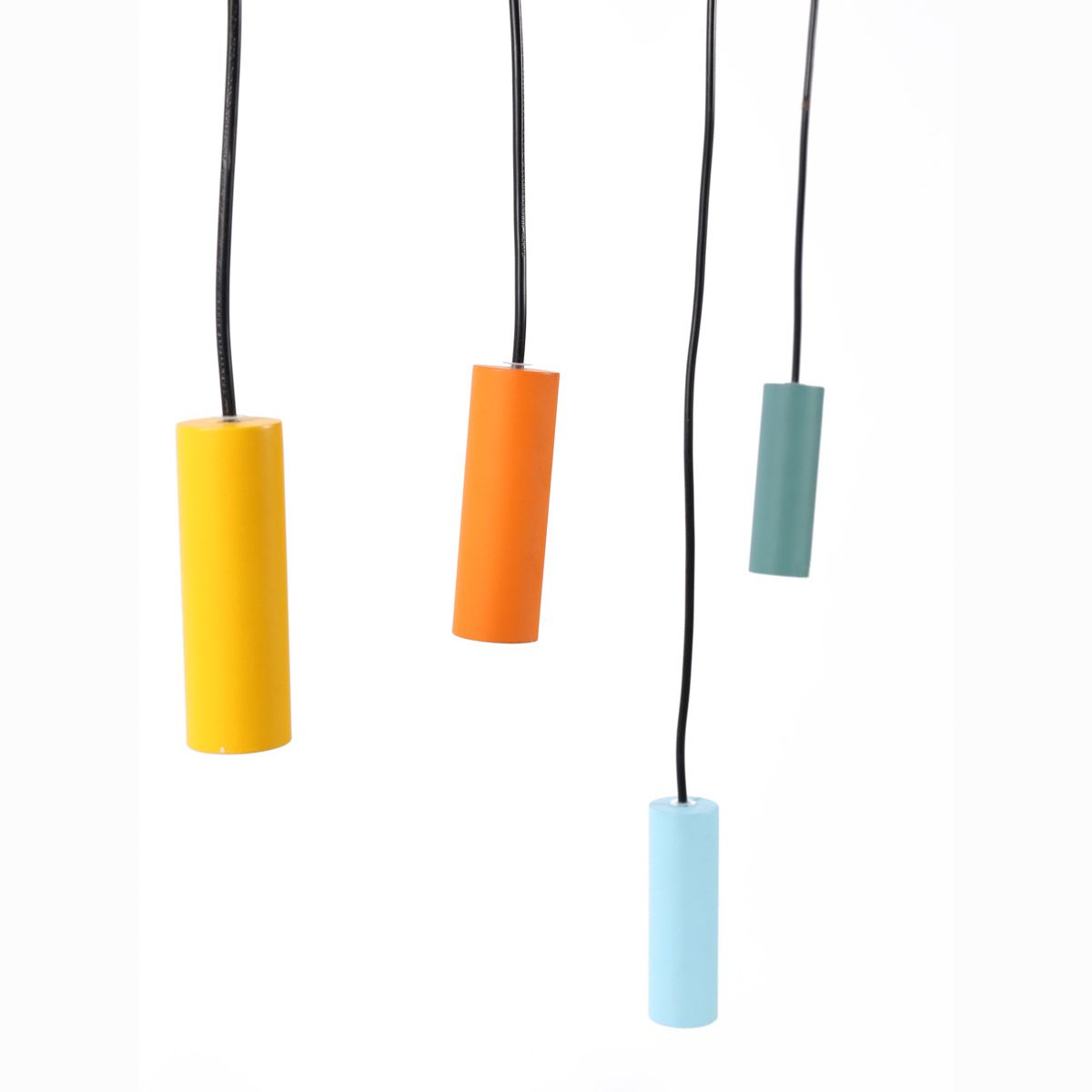 Suspension en fer et aluminium 4 couleurs Suspension en fer et aluminium 4 couleurs