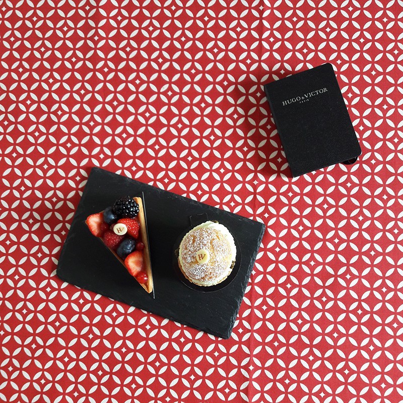 nappe enduite coton rouge carrée 120 x 120 cm