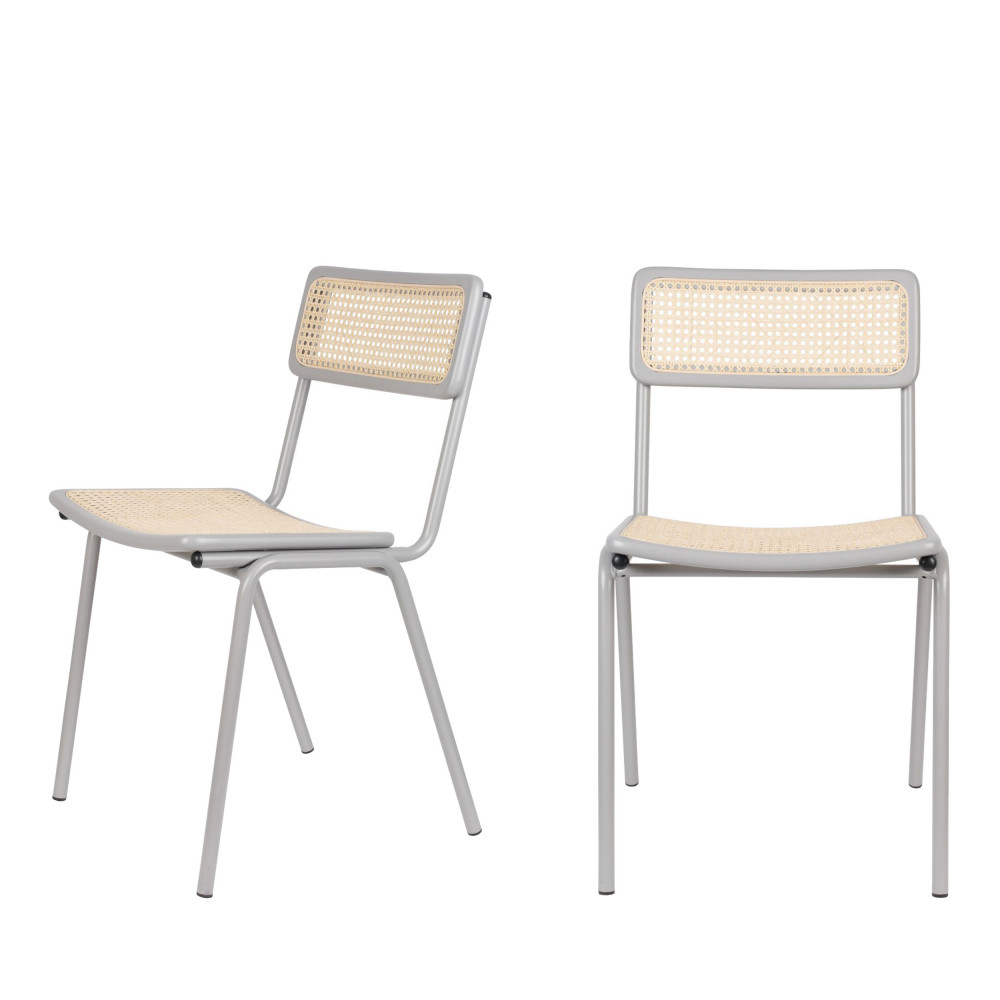 2 chaises en cannage gris clair 2 chaises en cannage gris clair
