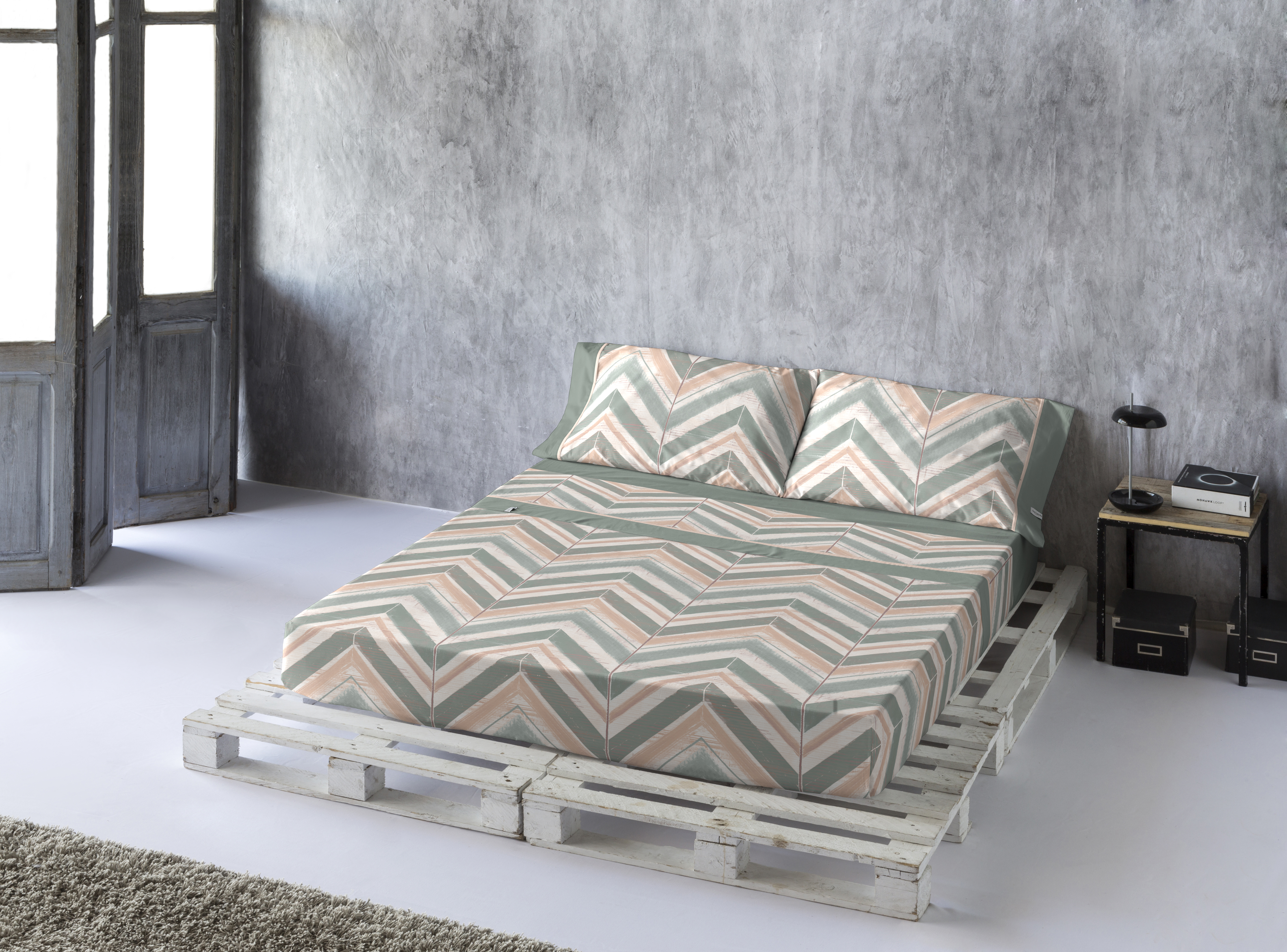Drap de lit en coton bicolore 160x280 (photo) Drap de lit en coton bicolore 160x280