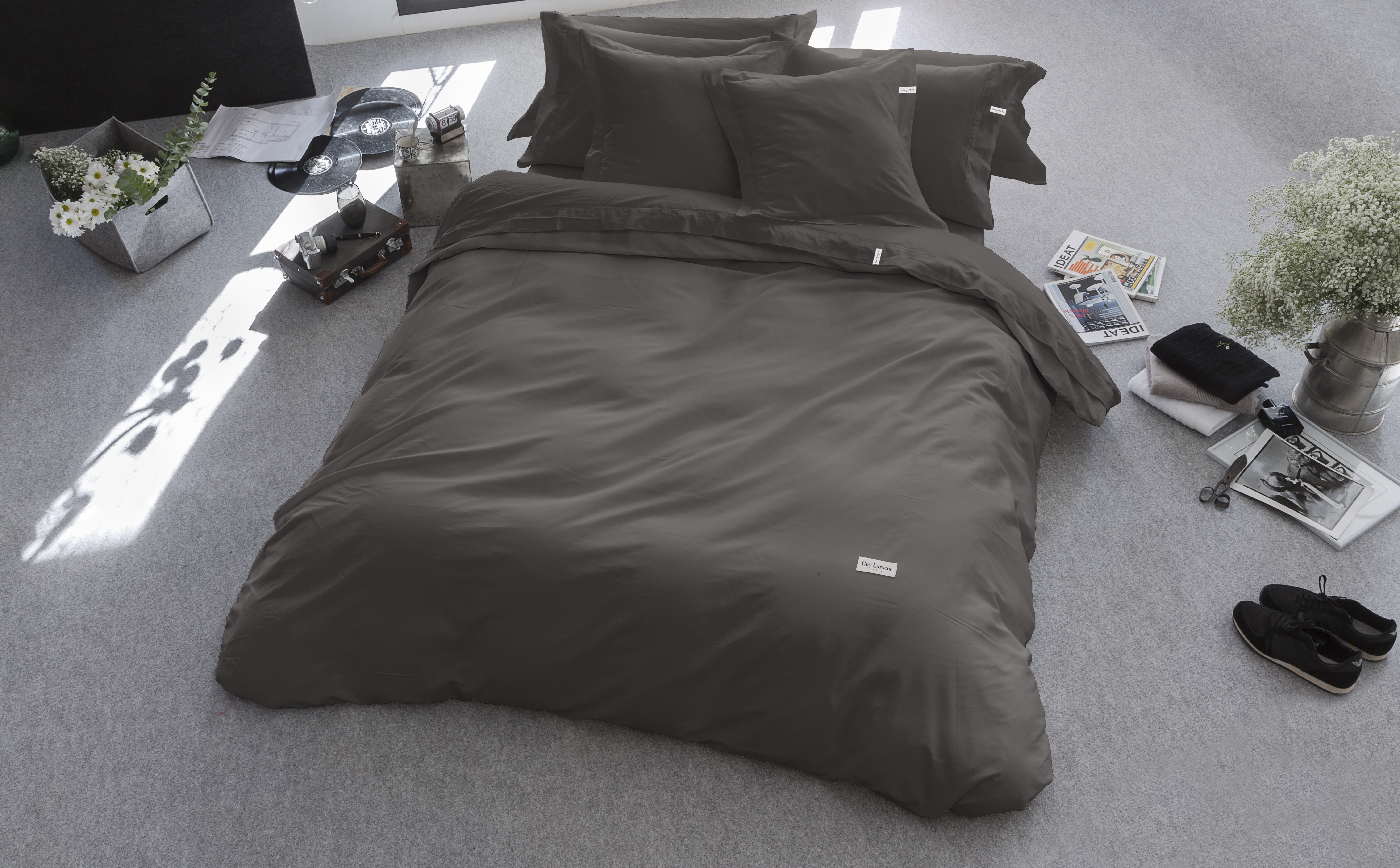 Drap de lit en coton percale anthracita 250x280 (photo) Drap de lit en coton percale anthracita 250x280