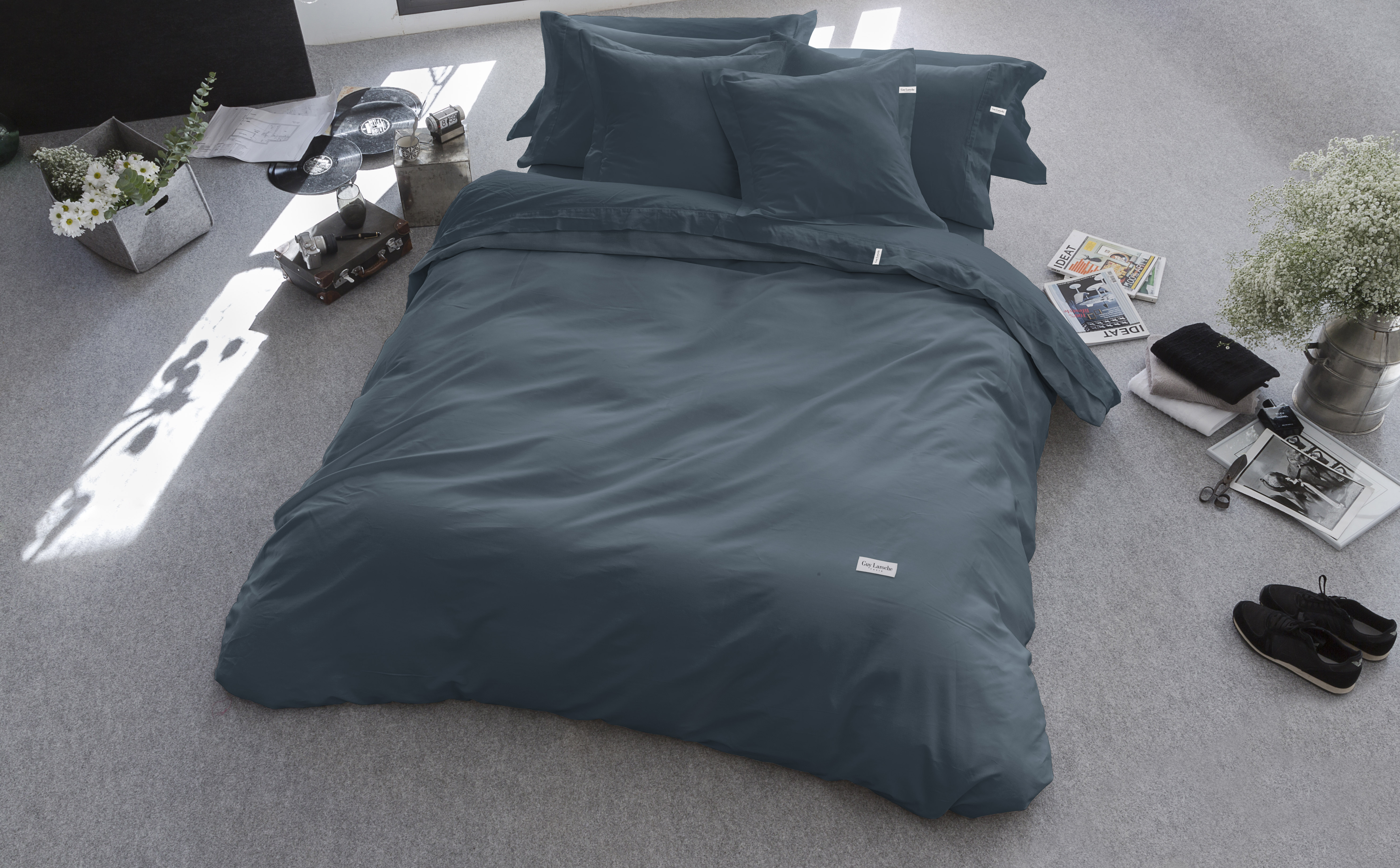 Drap de lit en coton percale pétrole 250x280 (photo) Drap de lit en coton percale pétrole 250x280