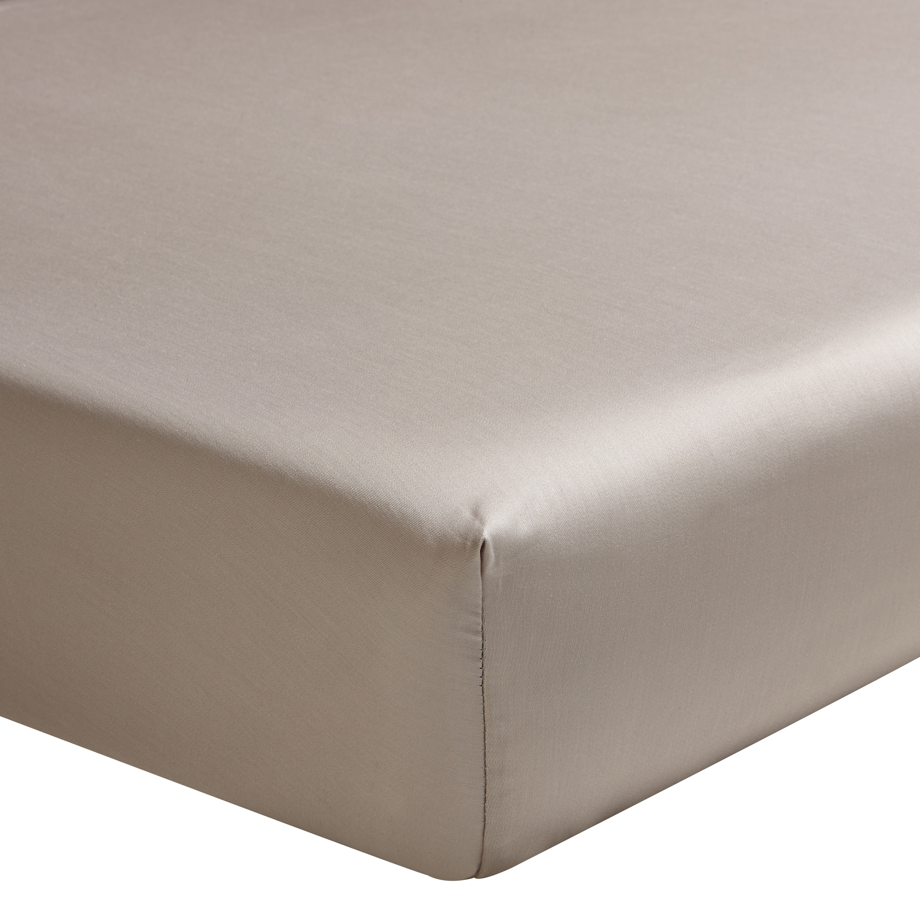 Drap housse uni en satin de coton gris cendre 180x200 Drap housse uni en satin de coton gris cendre 180x200
