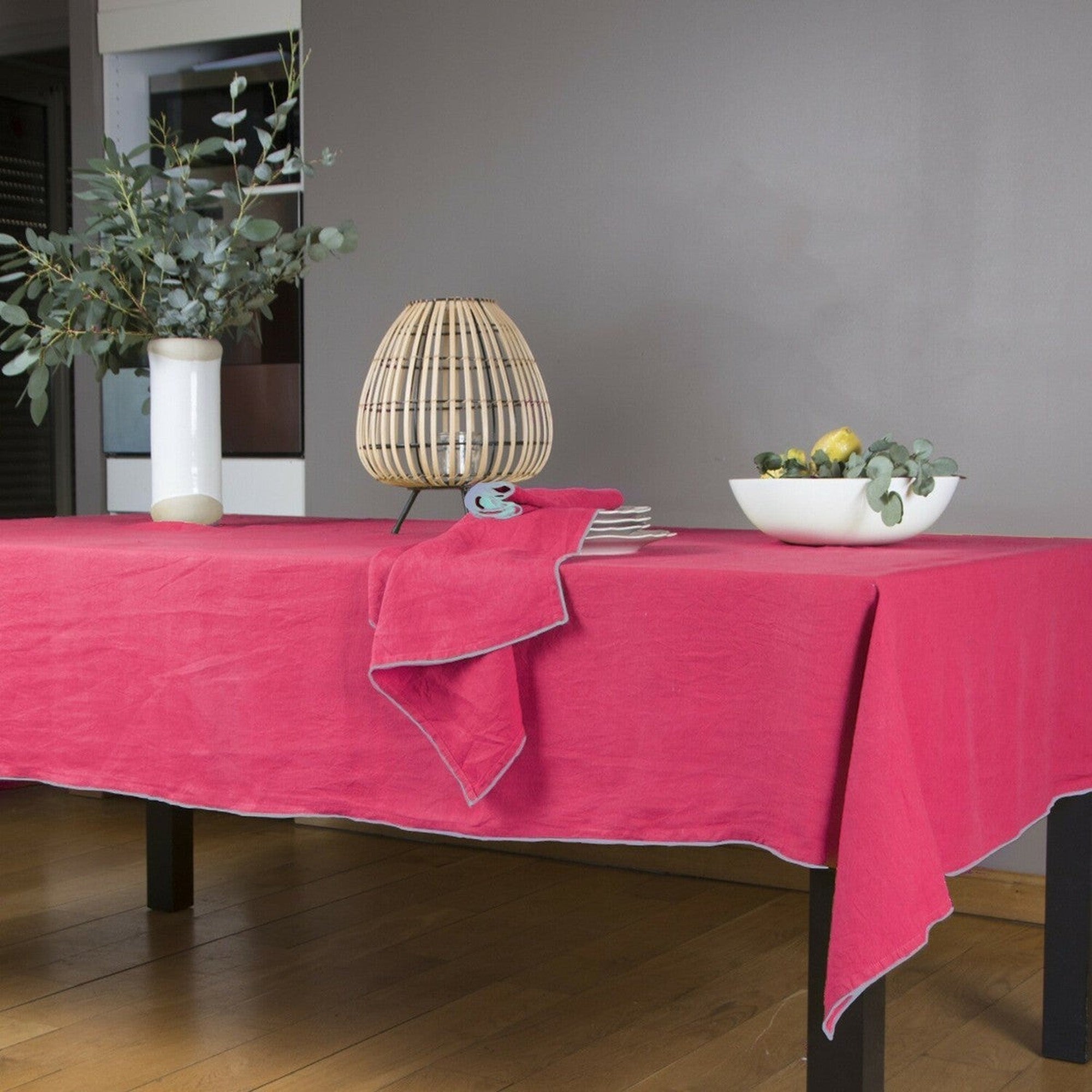 Nappe en lin lavé 150x250 Rose framboise et aqua (photo) Nappe en lin lavé 150x250 Rose framboise et aqua