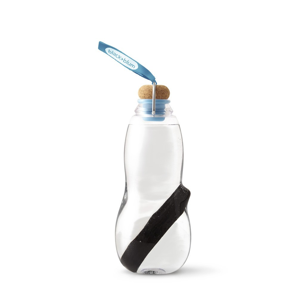 Bouteille et charbon purificateur d'eau bleu 800ml Bouteille et charbon purificateur d'eau bleu 800ml