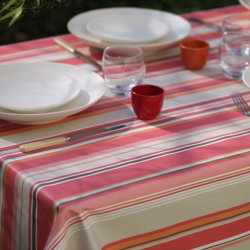 Nappe enduite rectangle 160 x 300 cm Corail (photo) Nappe enduite rectangle 160 x 300 cm Corail