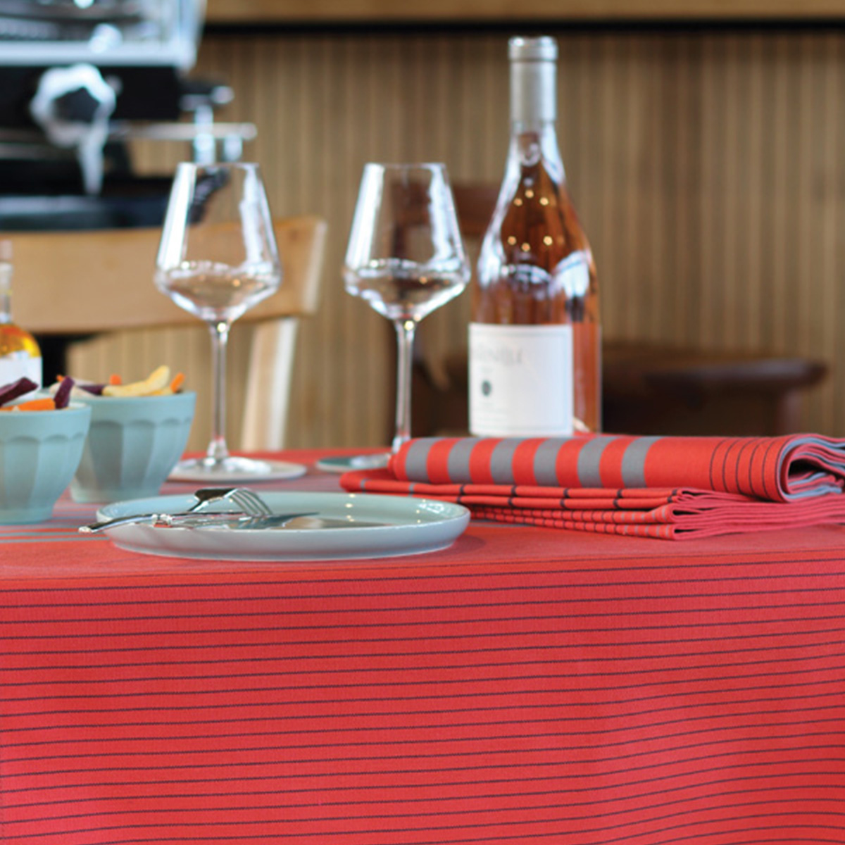 Nappe 10 couverts en coton rouge orangé 300x160cm Nappe 10 couverts en coton rouge orangé 300x160cm
