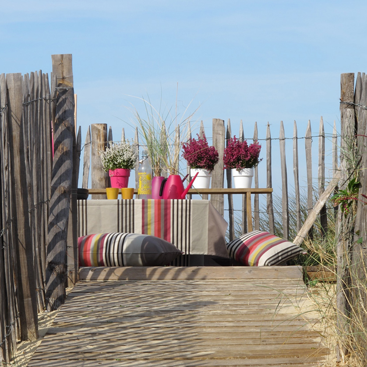 Nappe 12 couverts en coton taupe 350x160cm (photo) Nappe 12 couverts en coton taupe 350x160cm