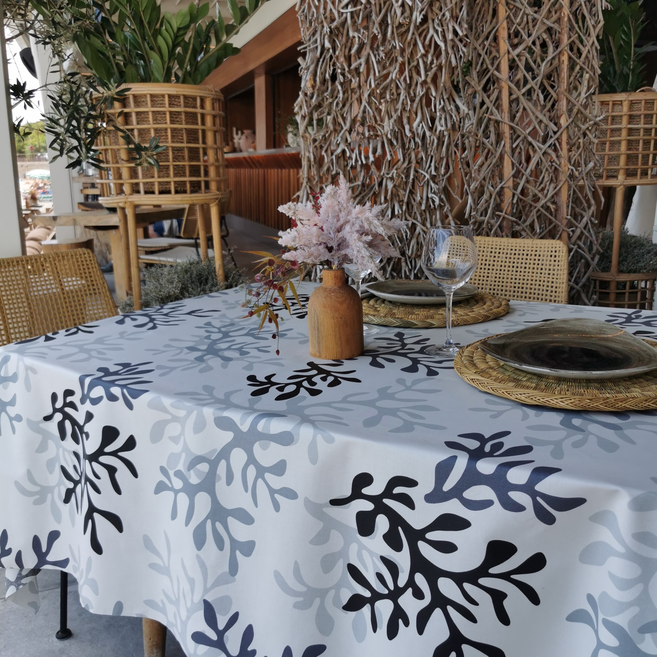 Nappe enduite rectangle 160 x 300 cm gris (photo) Nappe enduite rectangle 160 x 300 cm gris