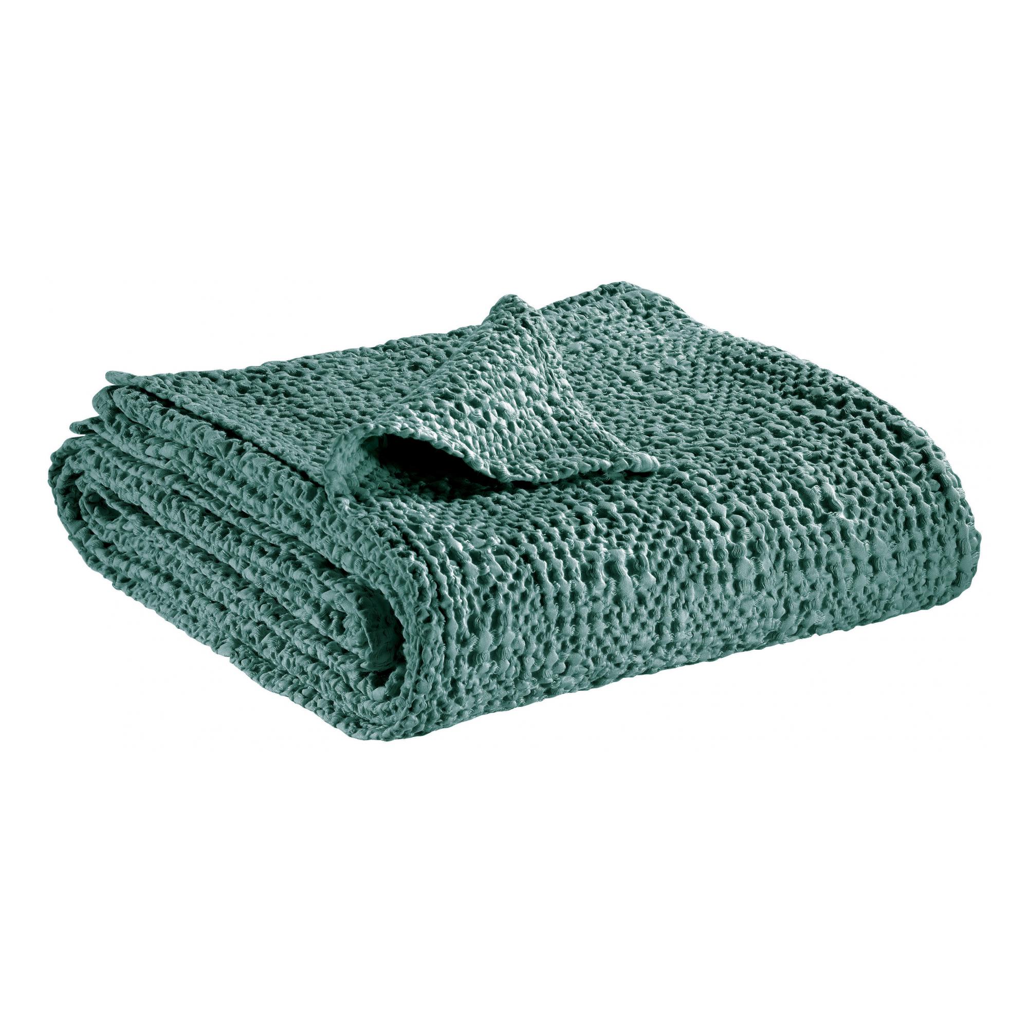 Jeté stonewashed en coton vert de gris 180 x 260 (photo) Jeté stonewashed en coton vert de gris 180 x 260
