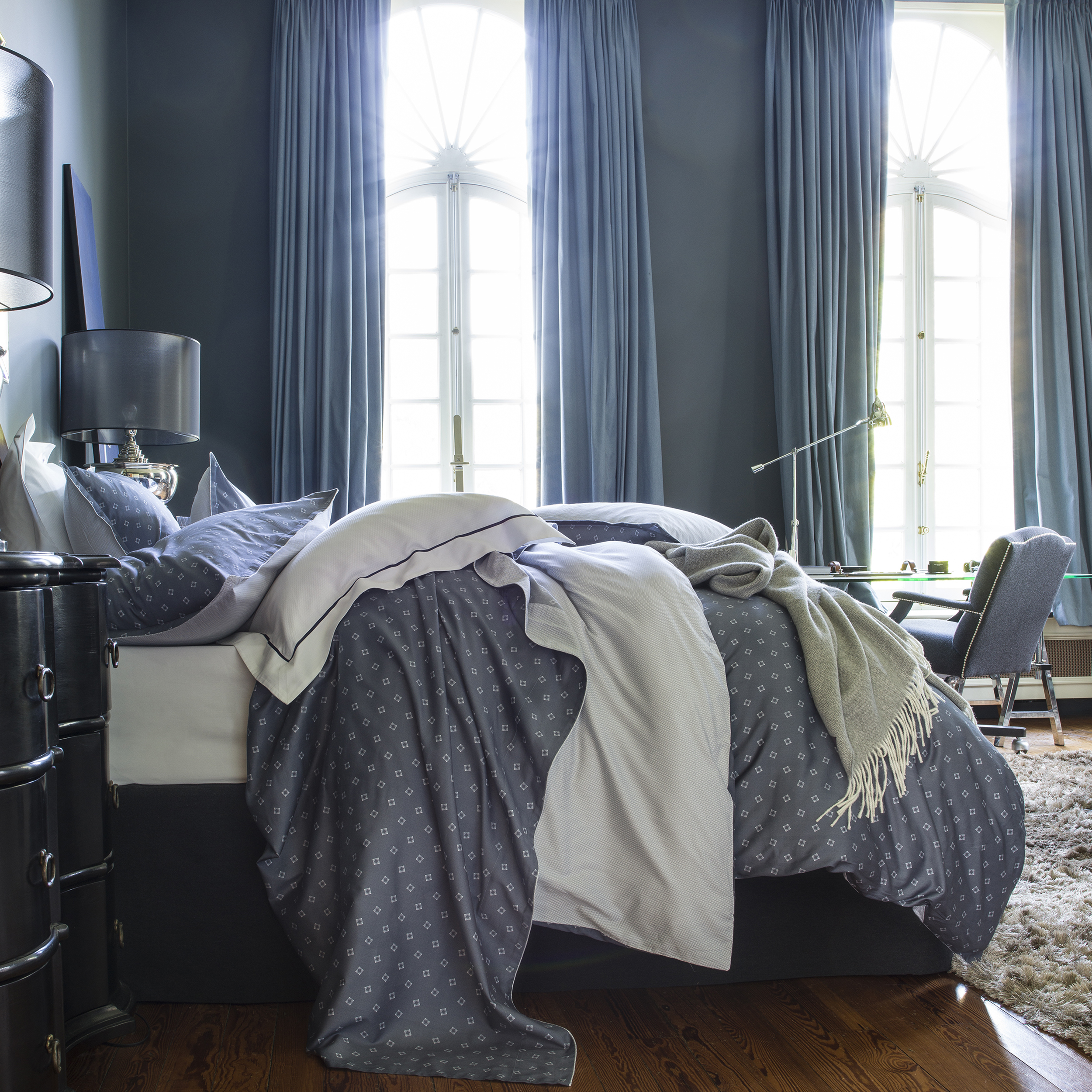 Housse de couette en satin de coton bleu 260x240 (photo) Housse de couette en satin de coton bleu 260x240
