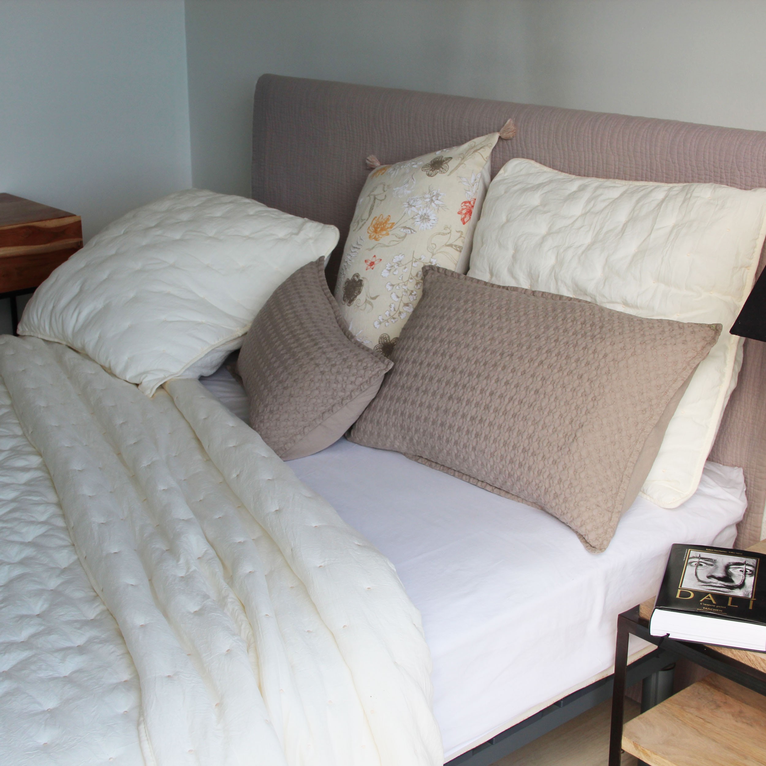 Dessus de lit en polaire/microfibre beige 180x250