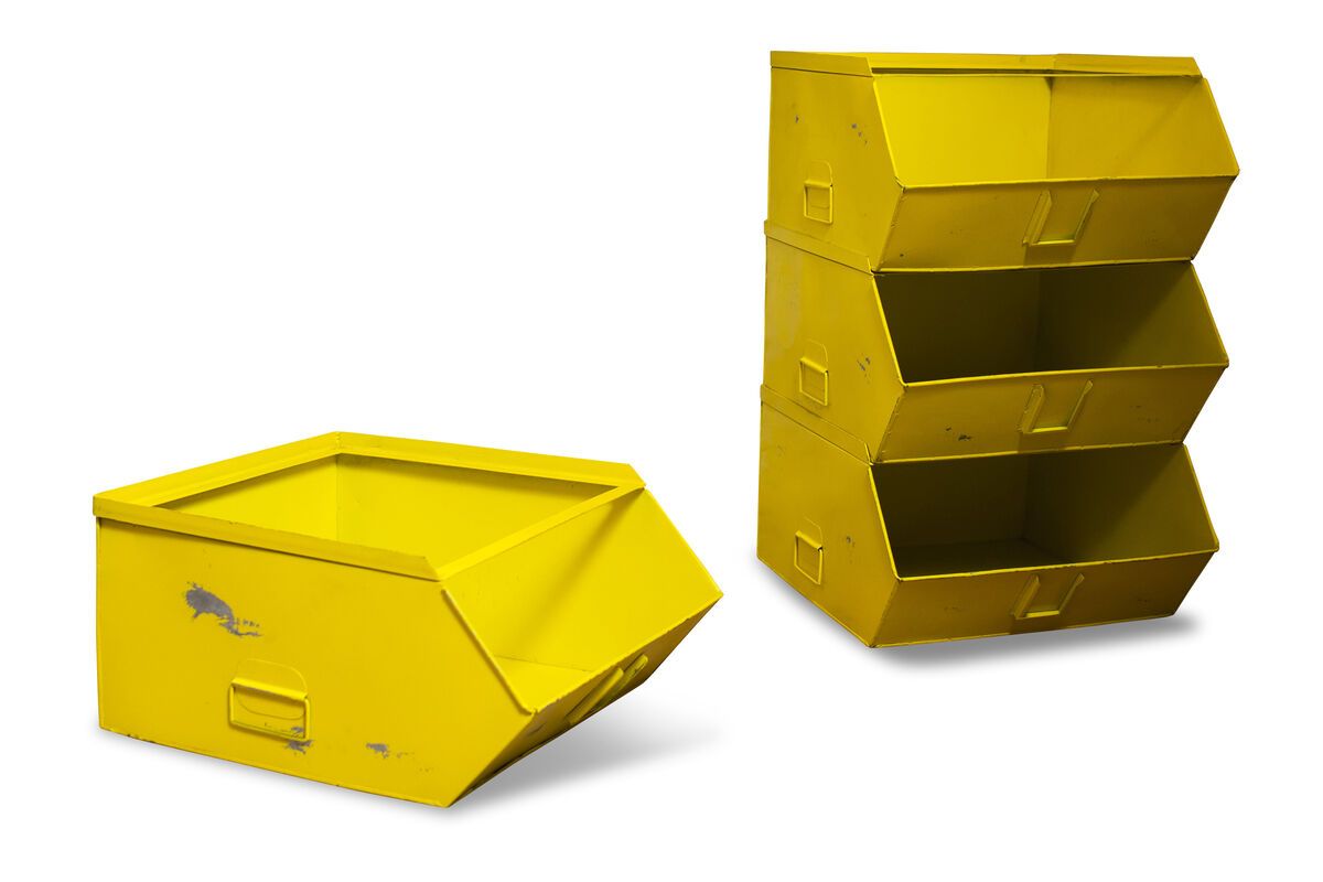 Rangement 4 bacs en métal jaune Rangement 4 bacs en métal jaune