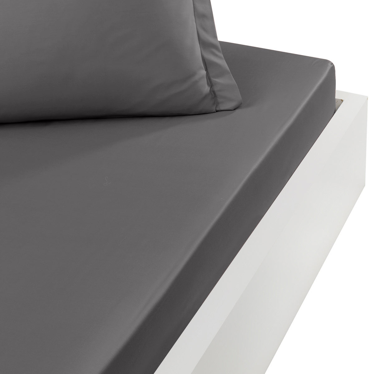 Drap housse en satin de coton bonnet 30cm Gris Silver 180x200 cm Drap housse en satin de coton bonnet 30cm Gris Silver 180x200 cm