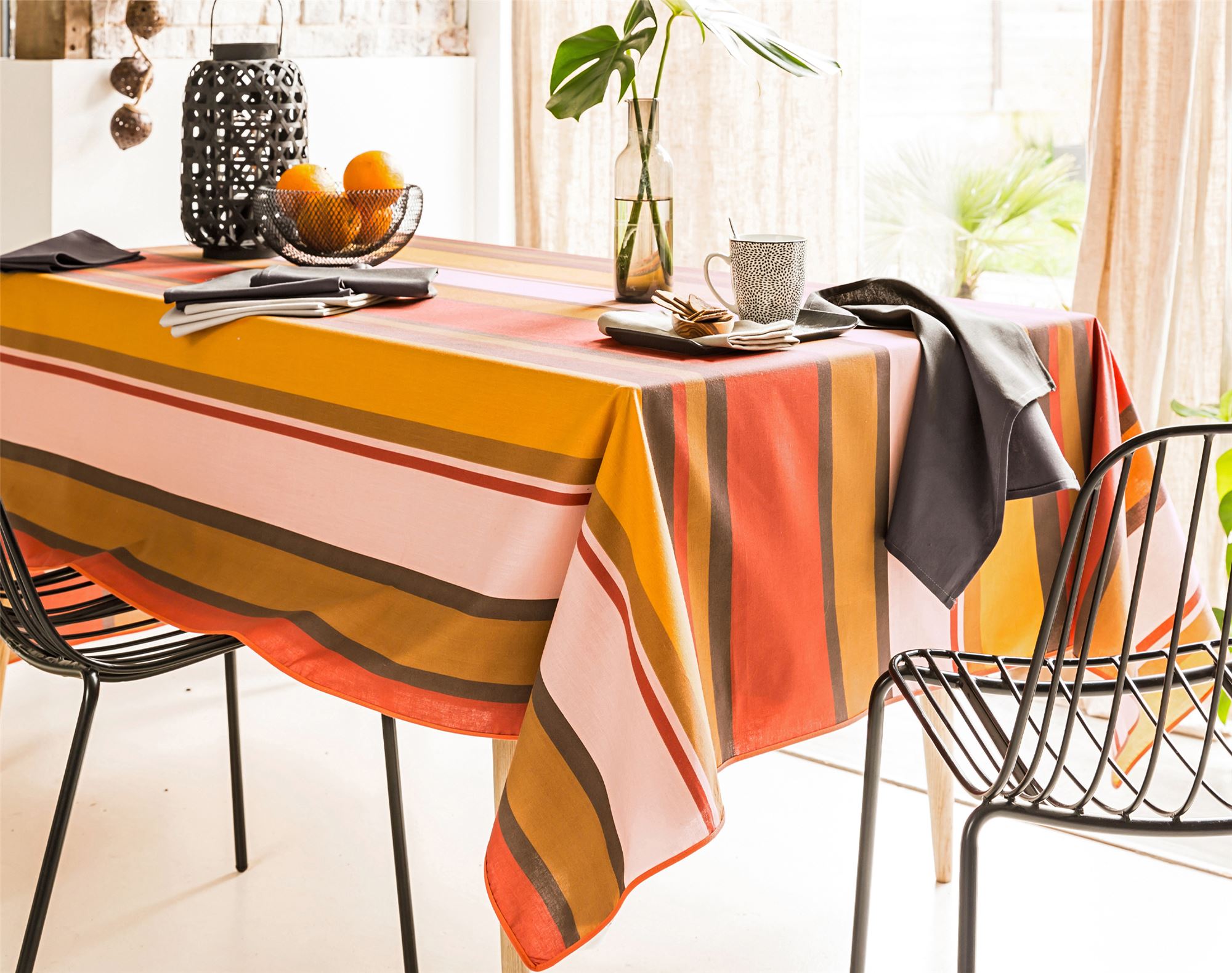 Nappe rectangulaire orange terracotta en coton 150x200 Nappe rectangulaire orange terracotta en coton 150x200
