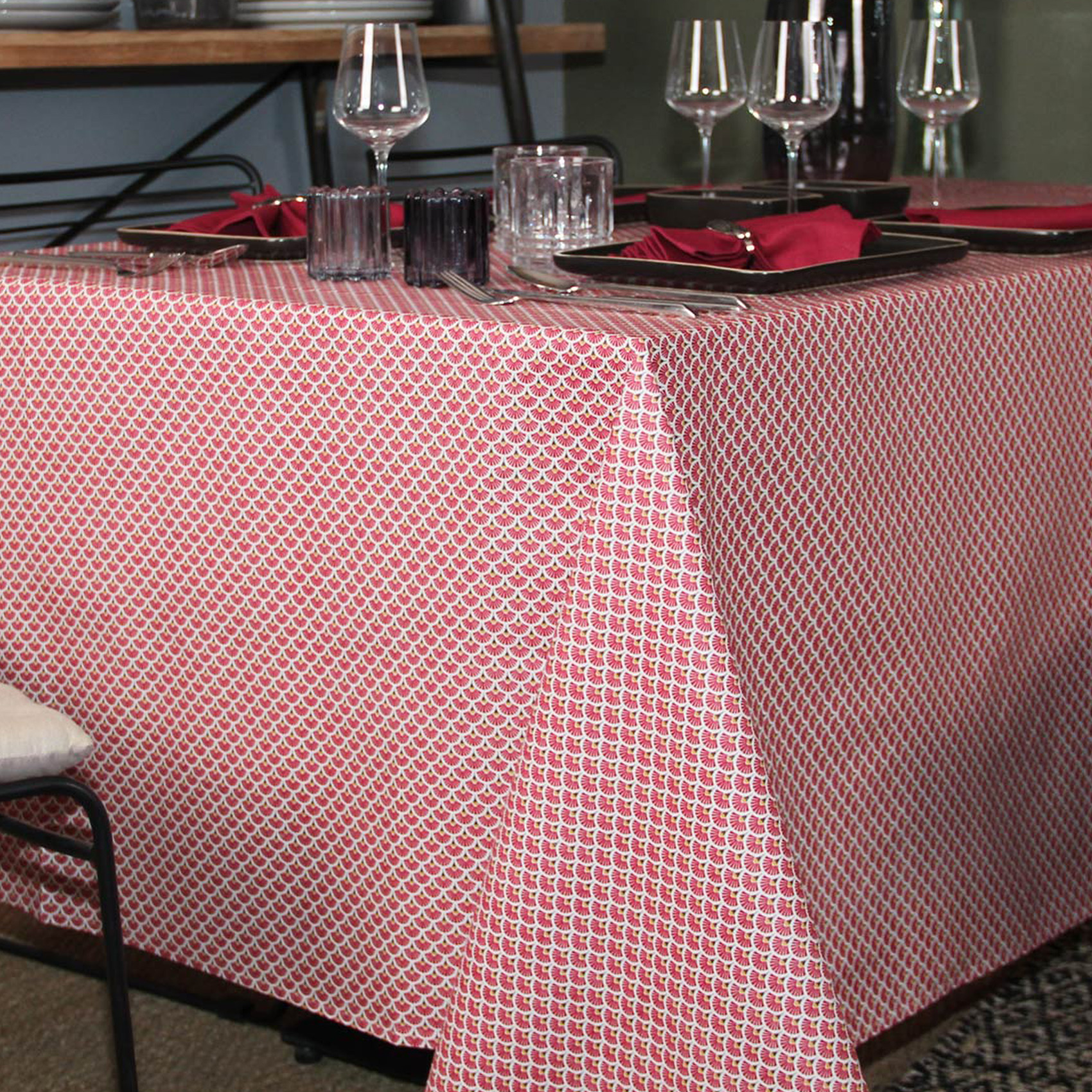 Nappe enduite imprimée éventail coton bordeaux 150 x 150 Nappe enduite imprimée éventail coton bordeaux 150 x 150