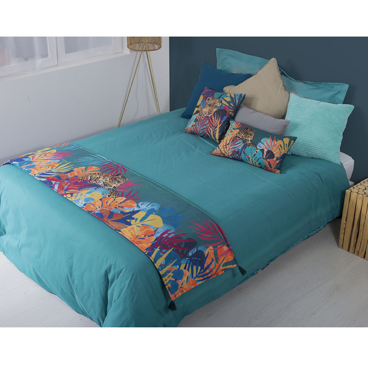 Chemin de lit imprimé jungle polyester vert 180x45 (photo) Chemin de lit imprimé jungle polyester vert 180x45