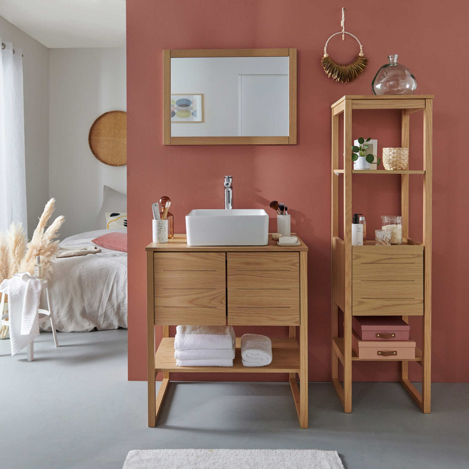 Meuble de salle de bain avec colonne, vasque, miroir effet bois clair Meuble de salle de bain avec colonne, vasque, miroir effet bois clair
