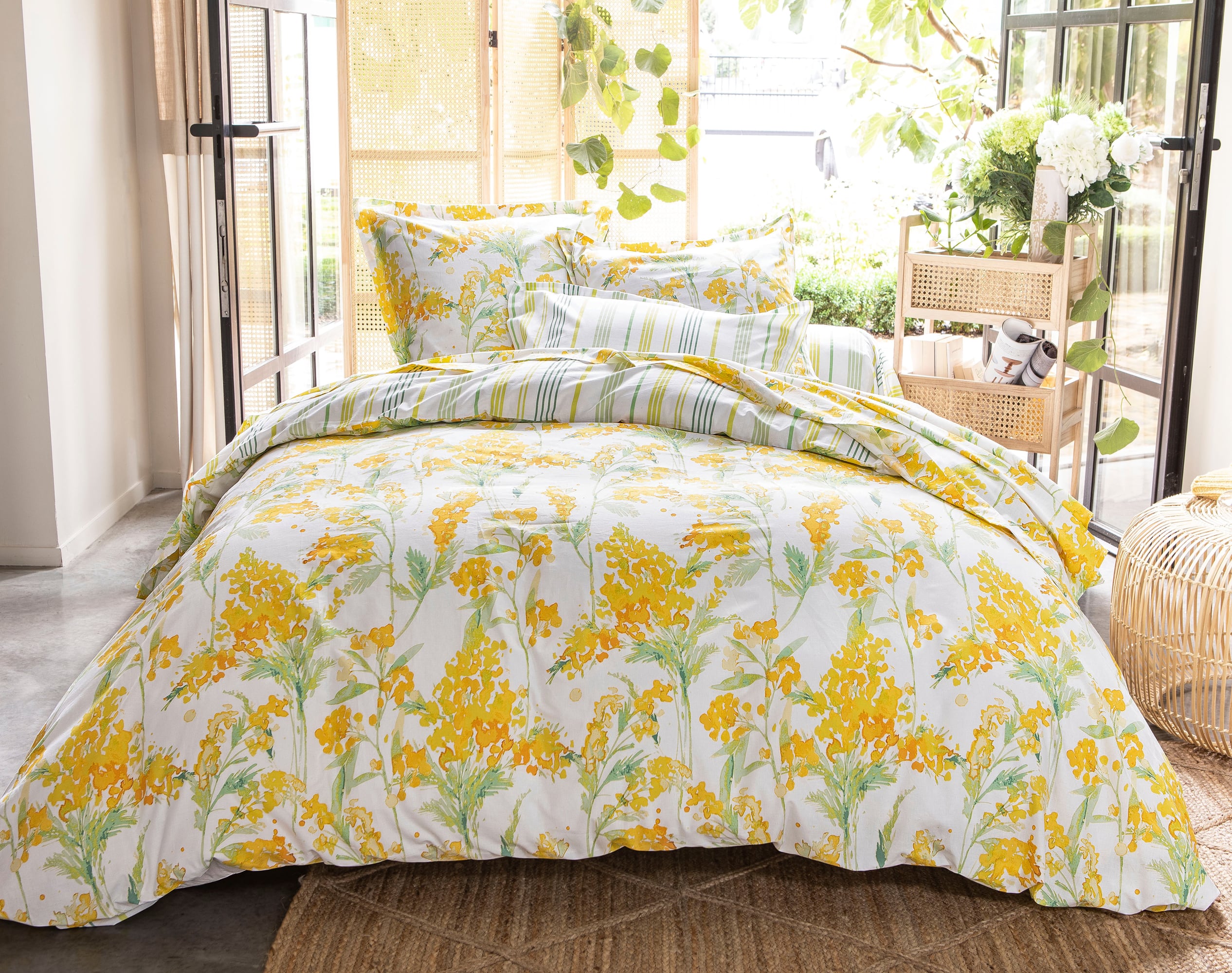 Housse de couette 140x200 en coton jaune mimosa (photo) Housse de couette 140x200 en coton jaune mimosa